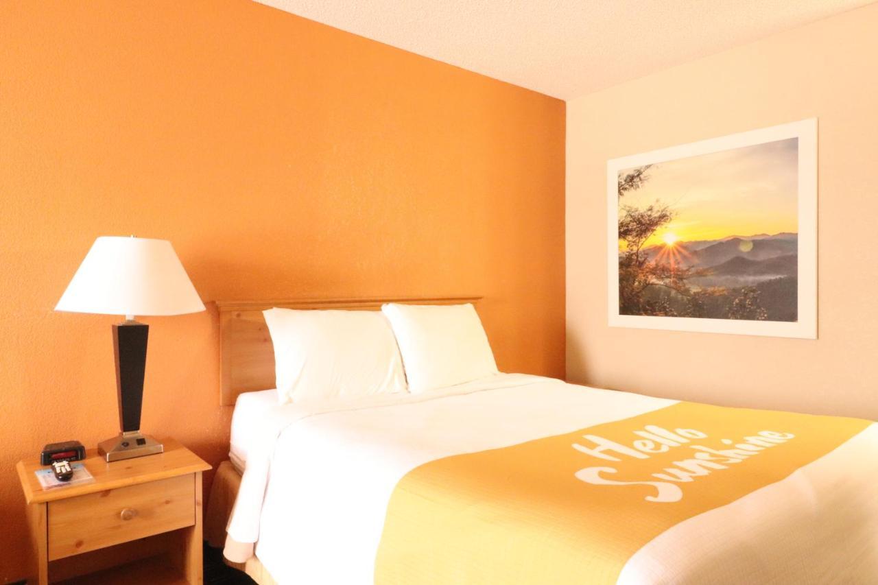 Days Inn By Wyndham Black River Falls - Access To Atv Trail Exteriér fotografie