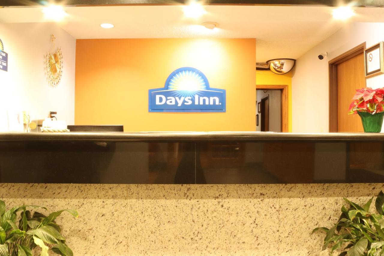 Days Inn By Wyndham Black River Falls - Access To Atv Trail Exteriér fotografie