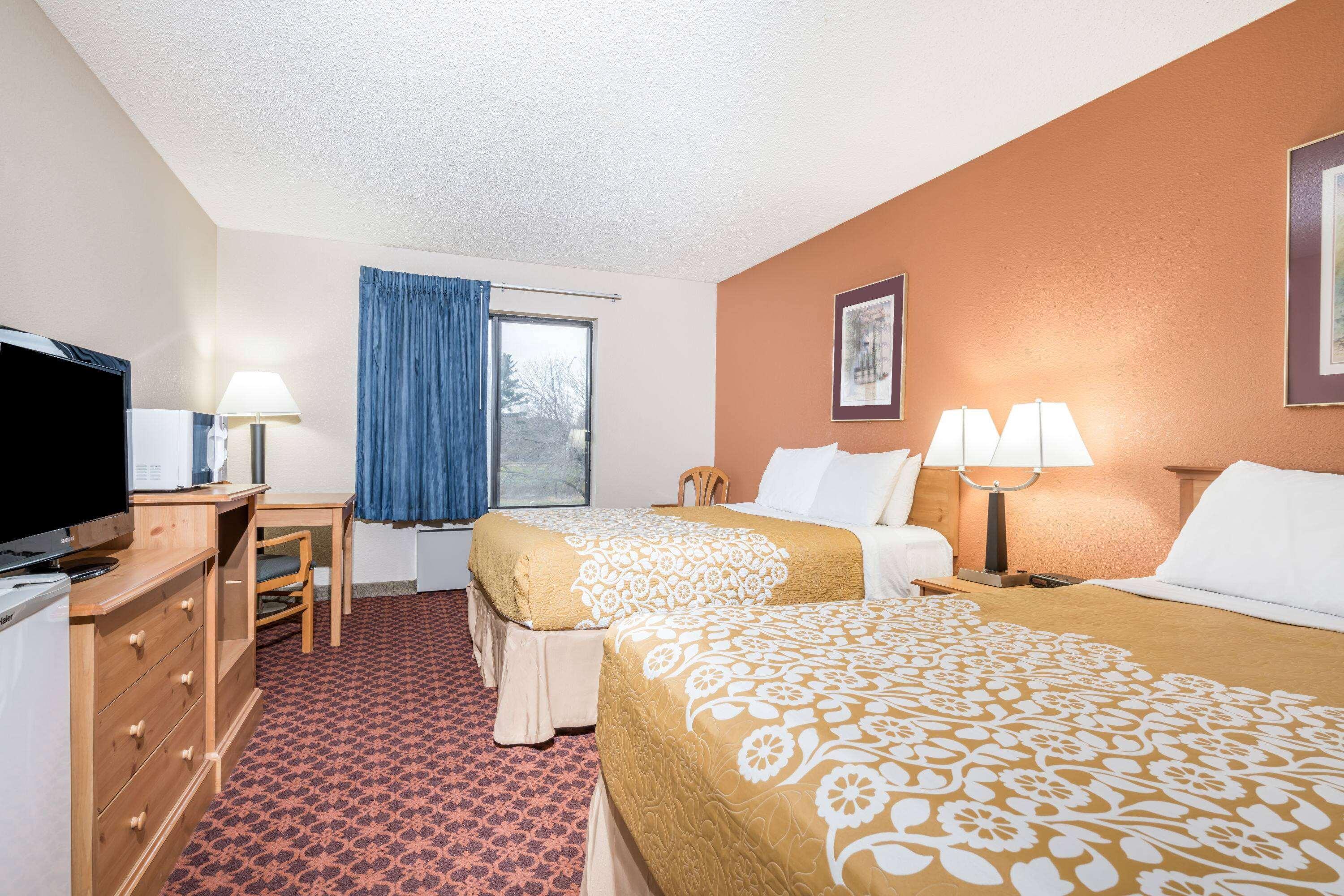 Days Inn By Wyndham Black River Falls - Access To Atv Trail Exteriér fotografie