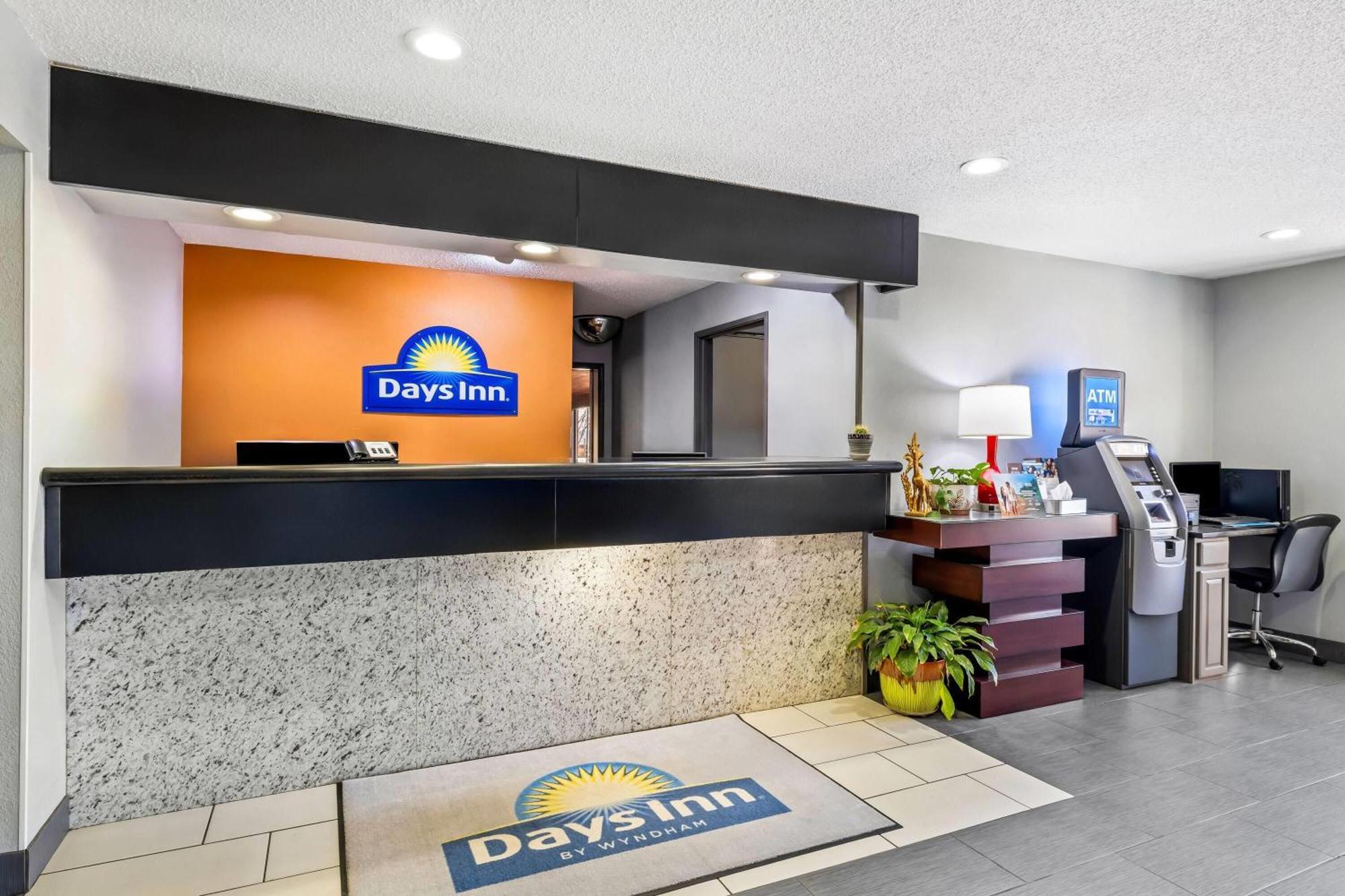 Days Inn By Wyndham Black River Falls - Access To Atv Trail Exteriér fotografie