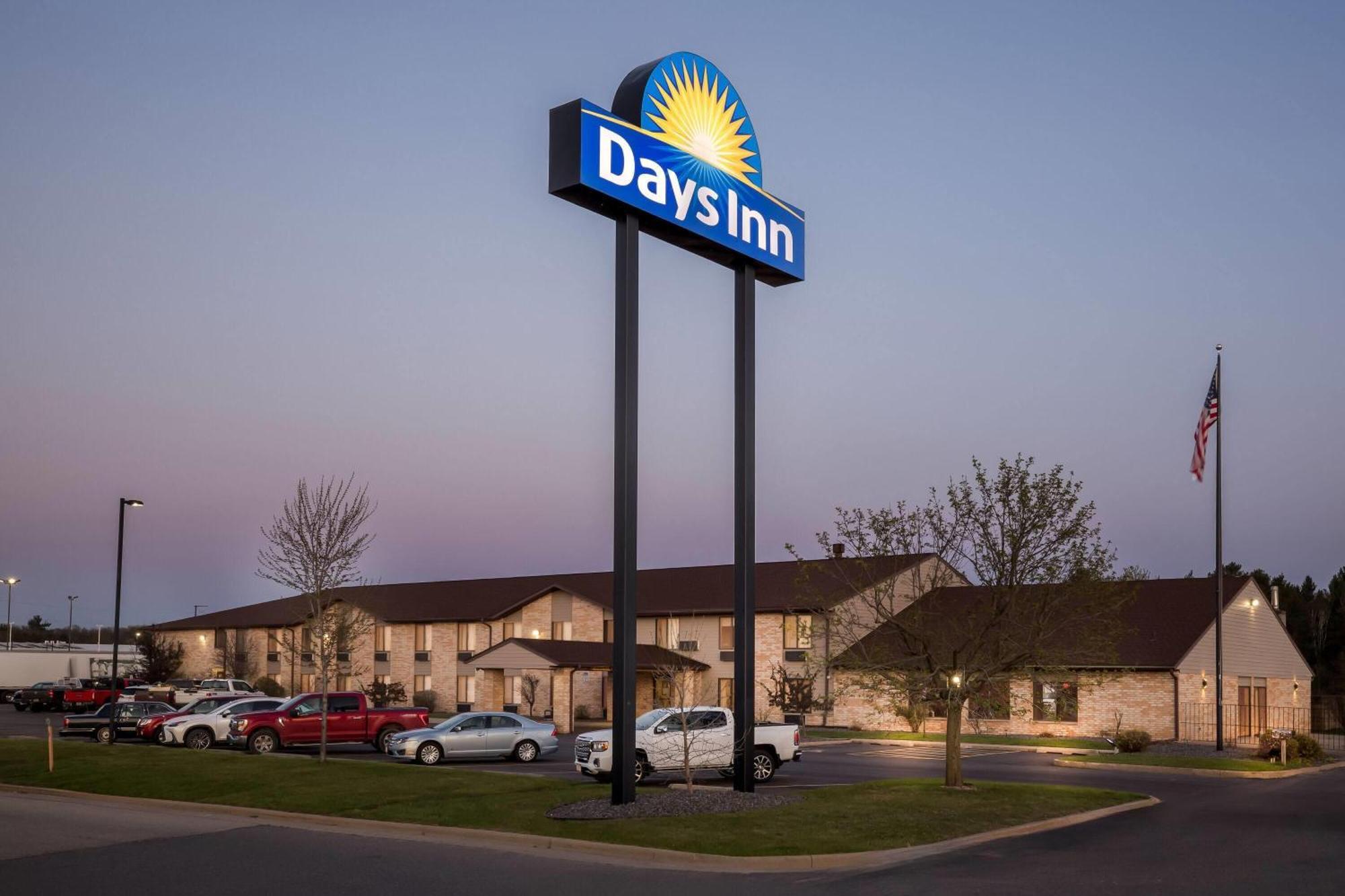 Days Inn By Wyndham Black River Falls - Access To Atv Trail Exteriér fotografie